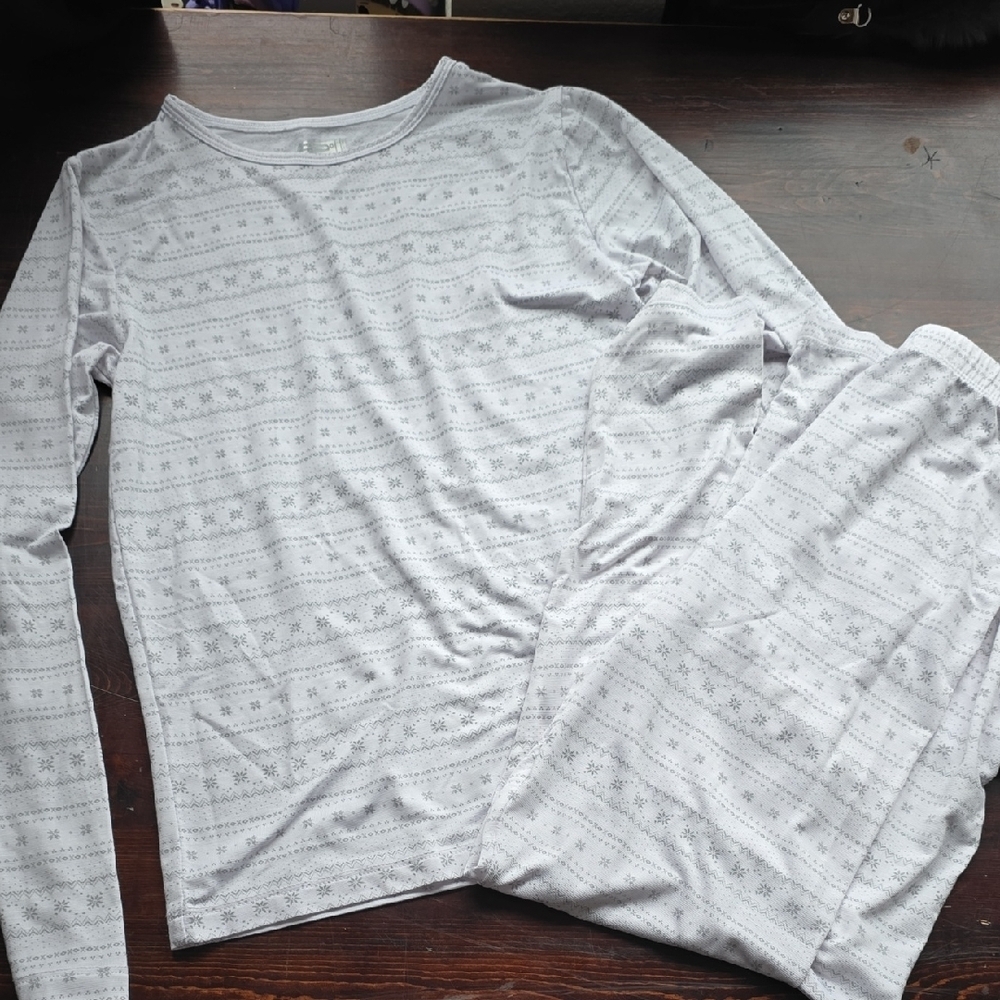 32 Degrees Heat Base Layer Set - Long Sleeve Crew & Pants (Size L)